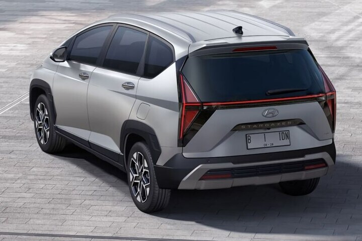Hyundai Stargazer X
