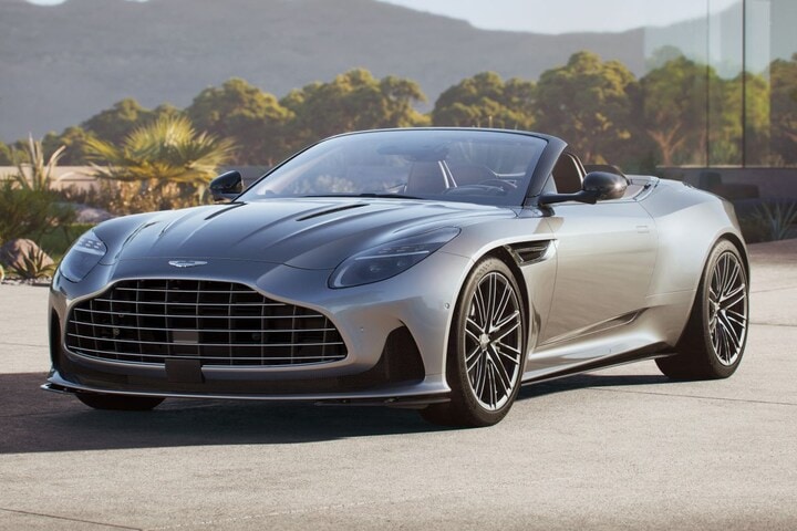 Aston Martin DB12 Volante