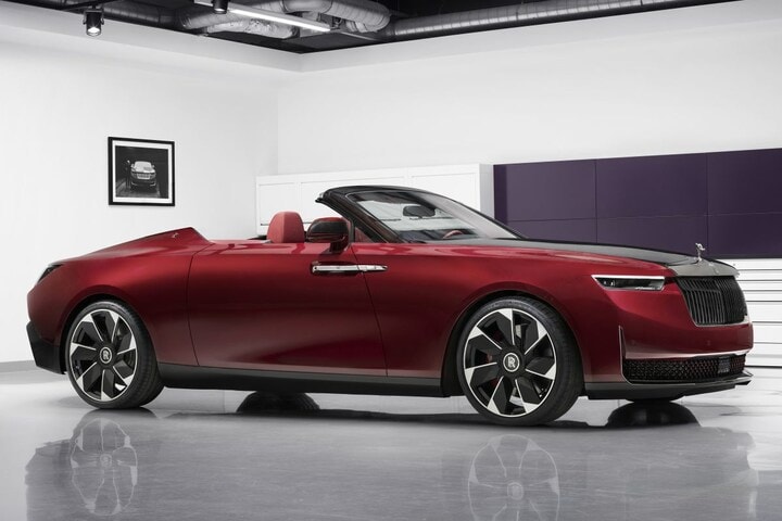 Rolls-Royce La Rose Noire