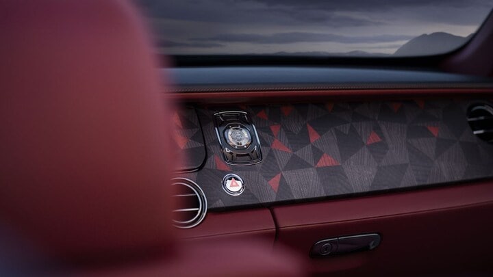 Rolls-Royce La Rose Noire
