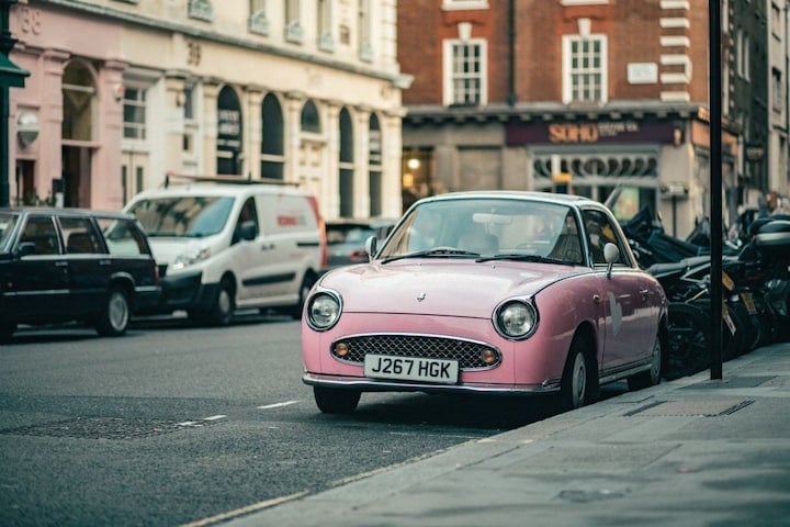 Nissan Figaro in Londen