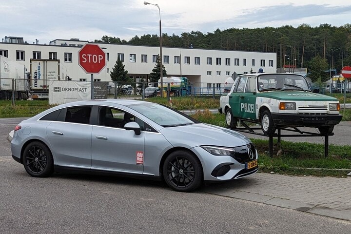 Met de Mercedes EQE 300 van Utrecht naar Polen op een lading