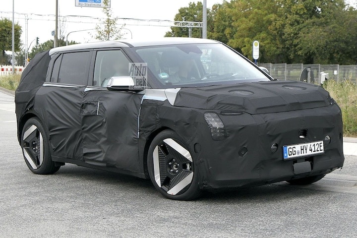 Spyshots Kia EV3 of EV4