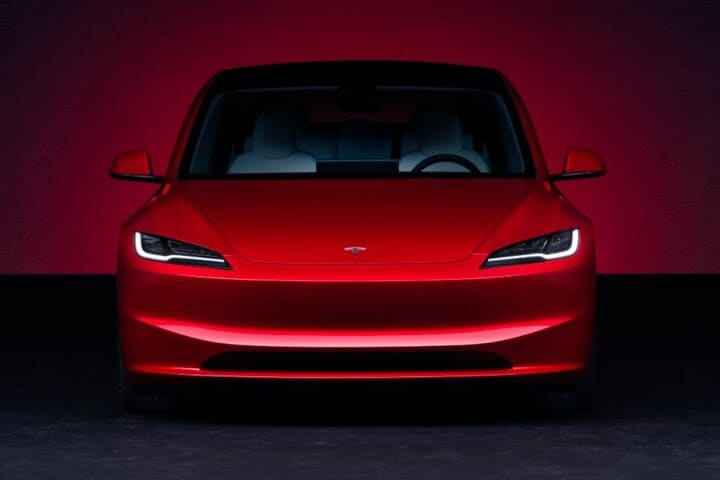 Tesla Model 3 2023