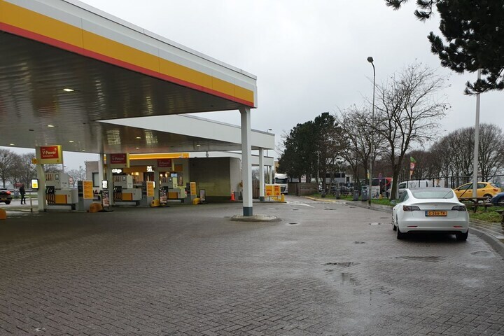 Snelwegtankstation Tankstation shell 