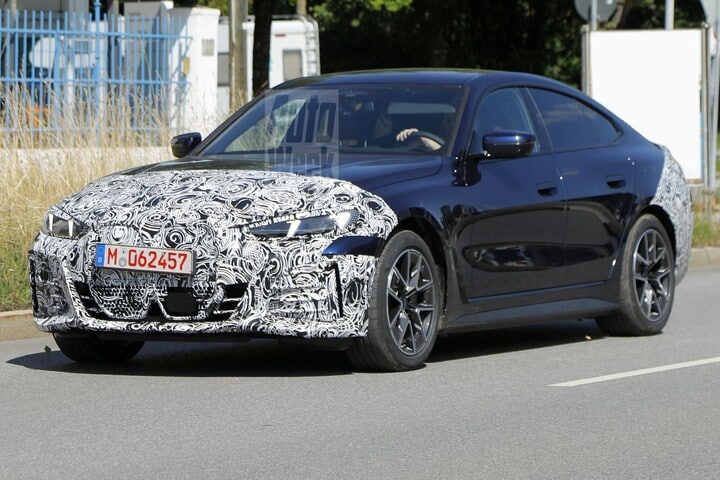 BMW i4 spyshots