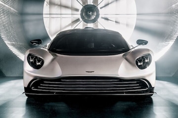 Aston Martin Valhalla