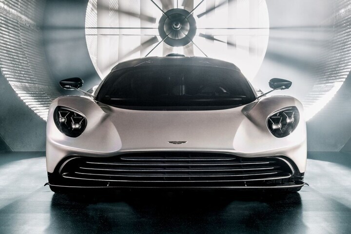 Aston Martin Valhalla