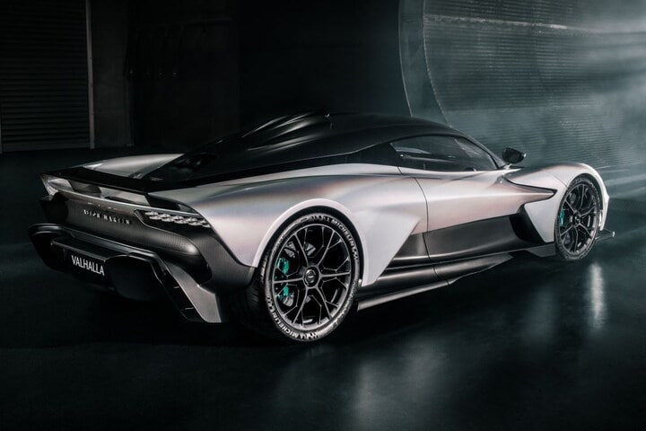 Aston Martin Valhalla