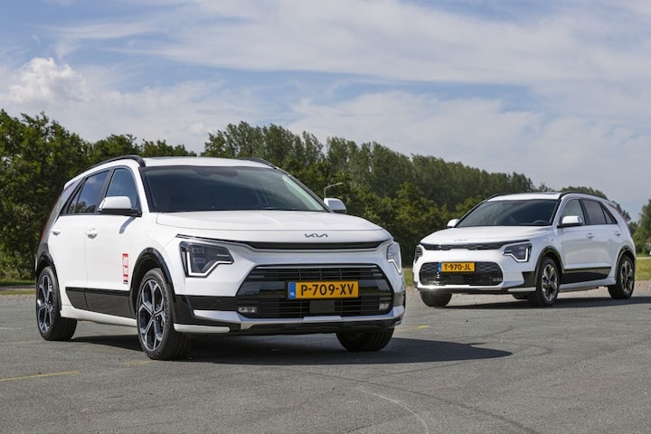 Kia Niro Hybrid vs Kia Niro EV