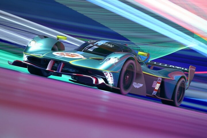 Aston Martin Valkyrie Le Mans