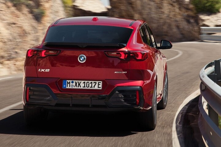 BMW iX2