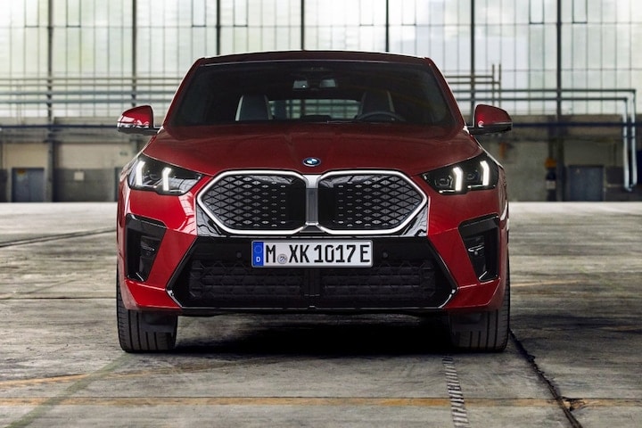 BMW iX2