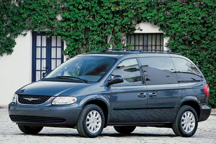 Chrysler minivans Dodge Grand Caravan Chrysler Voyager
