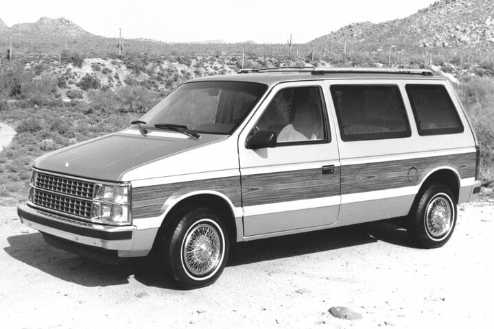 Chrysler minivans Dodge Grand Caravan Chrysler Voyager