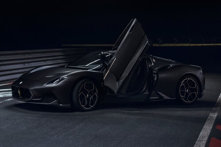 Maserati MC20 Notte