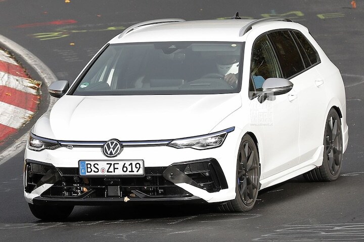 Spyshots Volkswagen Golf R