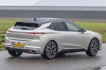 DS 4 