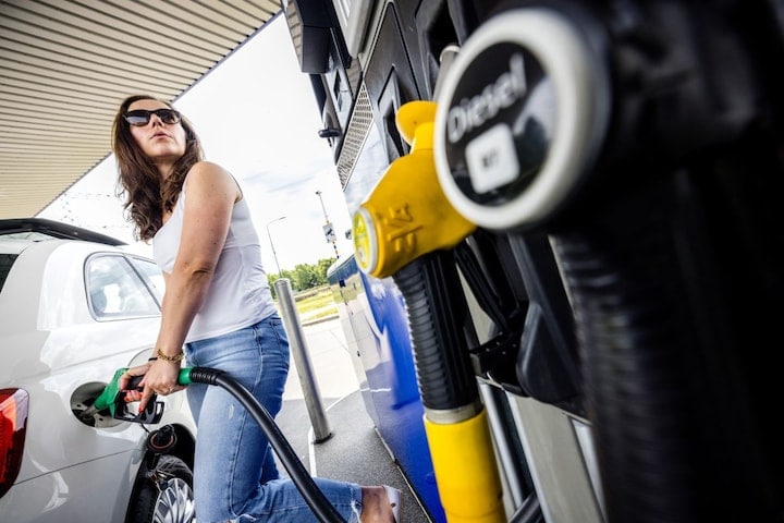 Tanken, tankstation (ANP)