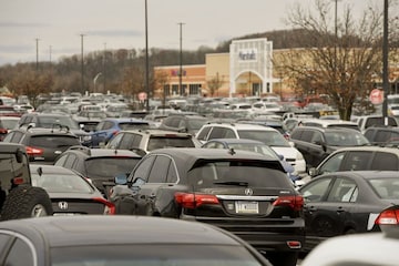 Black Friday parkeren bij mall in USA | Getty