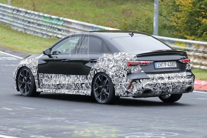 Audi RS3 facelift spyshots