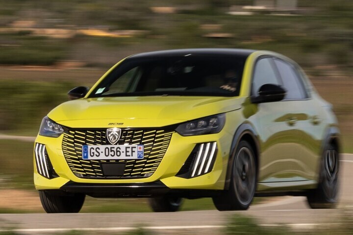Peugeot 208 e-208 facelift