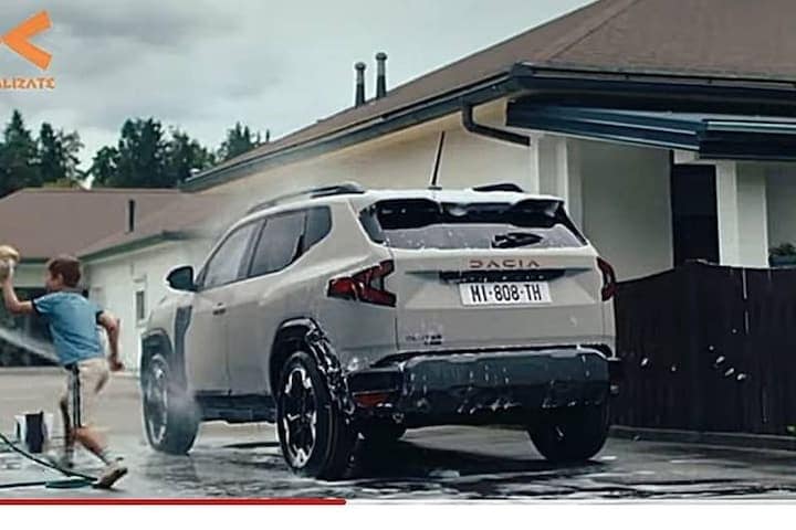 Dacia Duster gelekt