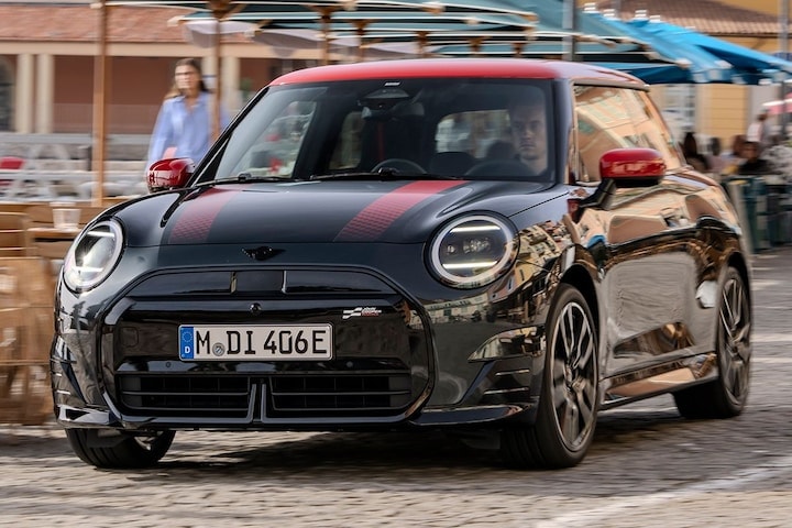 Mini Cooper SE JCW Trim