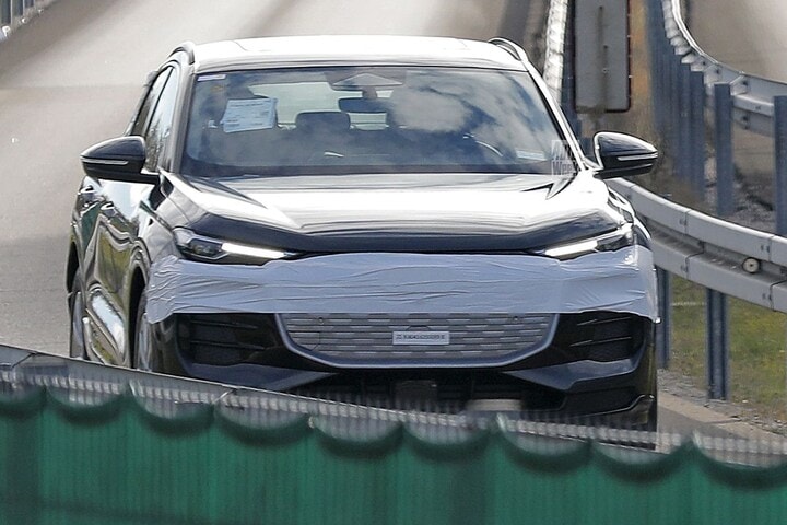 Spyshots Audi Q4 e-tron Sportback
