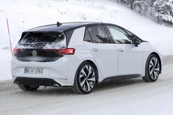 Volkswagen ID3 GTX spyshots