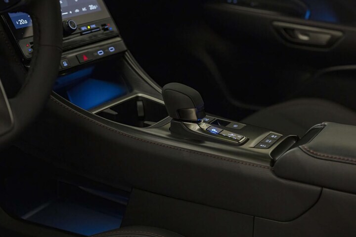 Lexus LBX