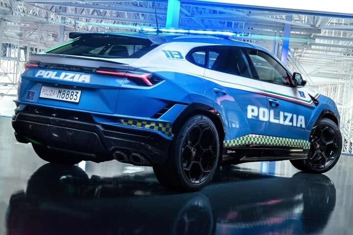 Lamborghini Urus Performance Polizia