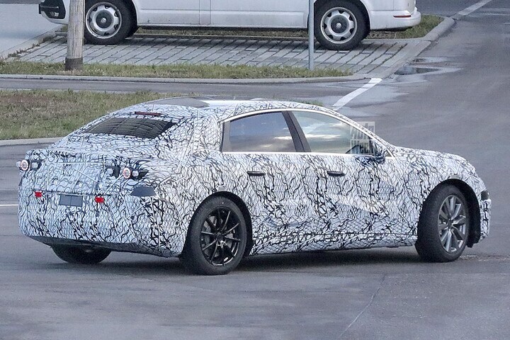 Spyshots Mercedes-Benz EQC Sedan