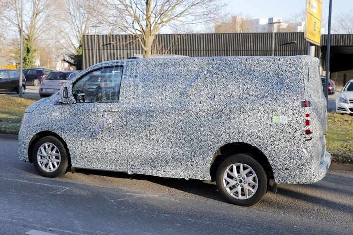Volkswagen Transporter spyshots