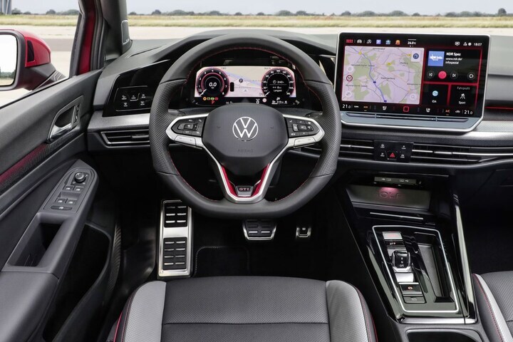 Volkswagen Golf GTI
