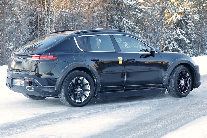 Spyshots Porsche Cayenne EV
