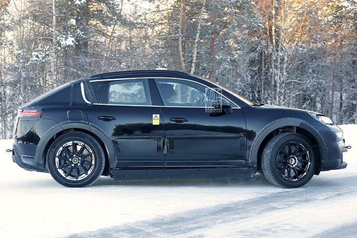 Spyshots Porsche Cayenne EV