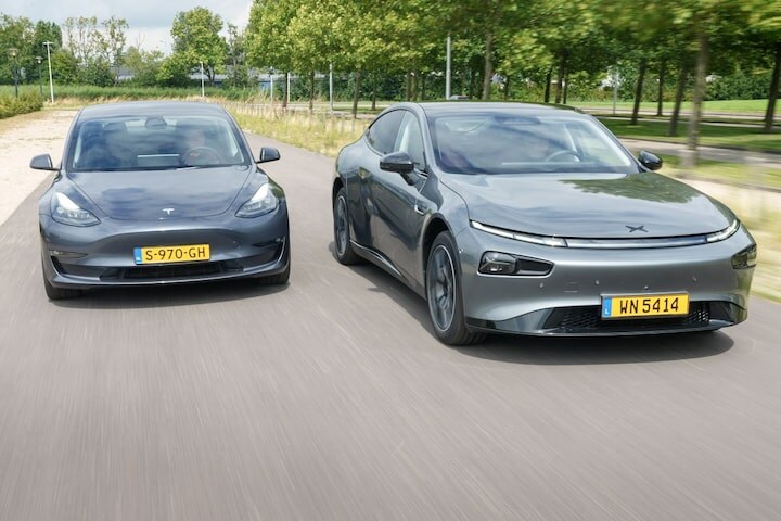 Xpeng P7 - Tesla Model 3 