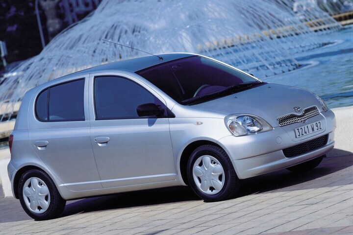 Toyota Yaris 1 P1 XP10