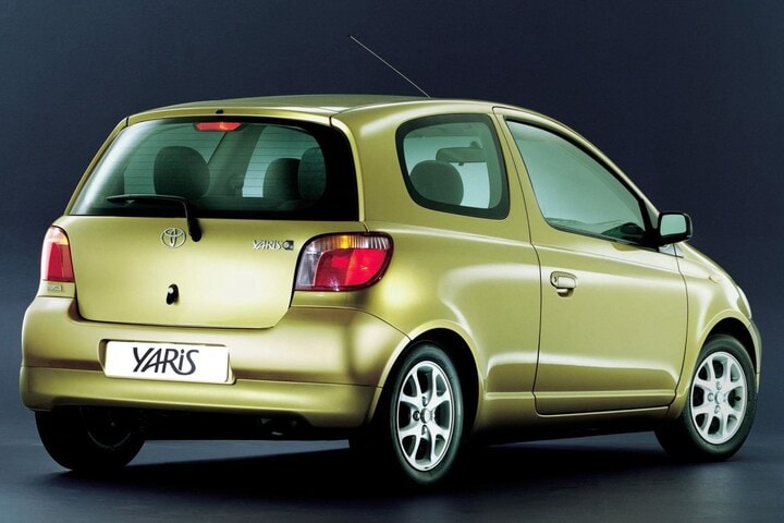 Toyota Yaris 1 P1 XP10