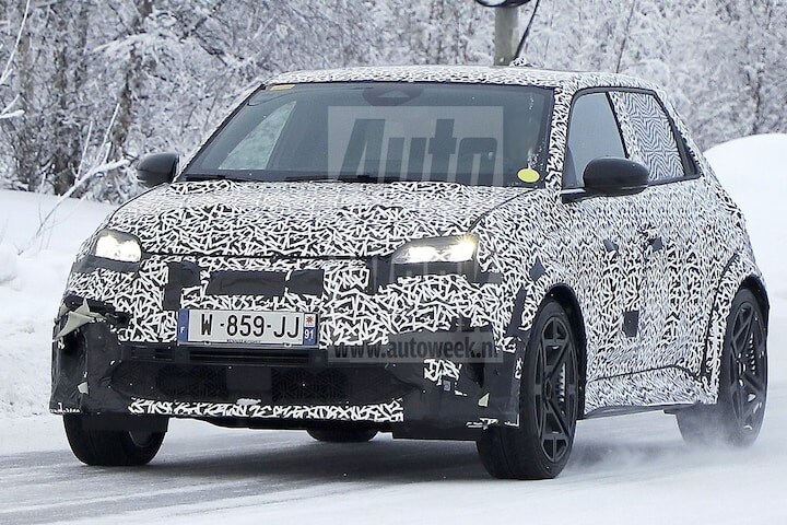Alpine A290 spyshots Renault 5