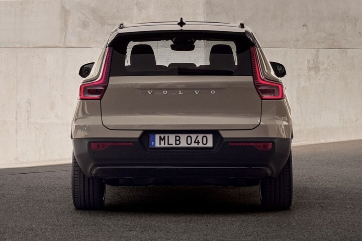 Volvo EX40