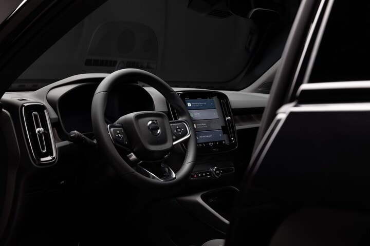Volvo EX40