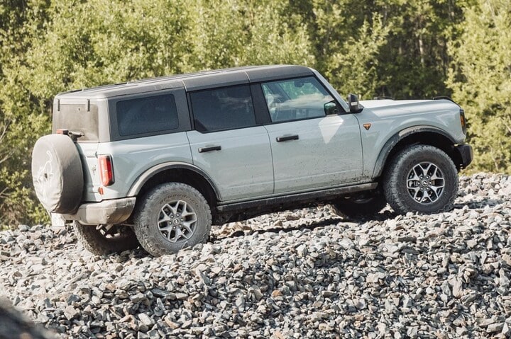 Ford Bronco 