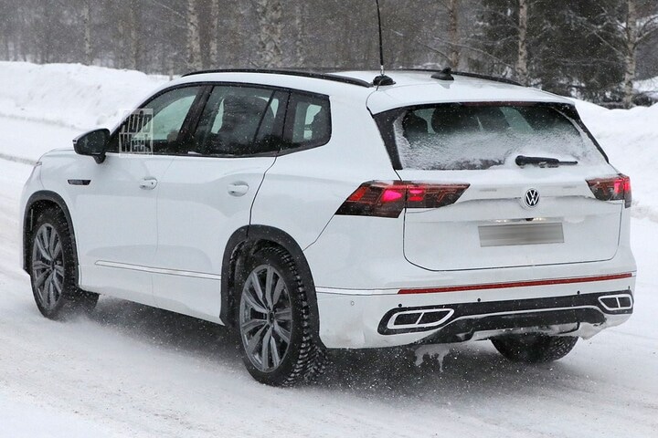 Spyshots Volkswagen Tayron