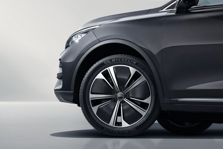 BYD Tang