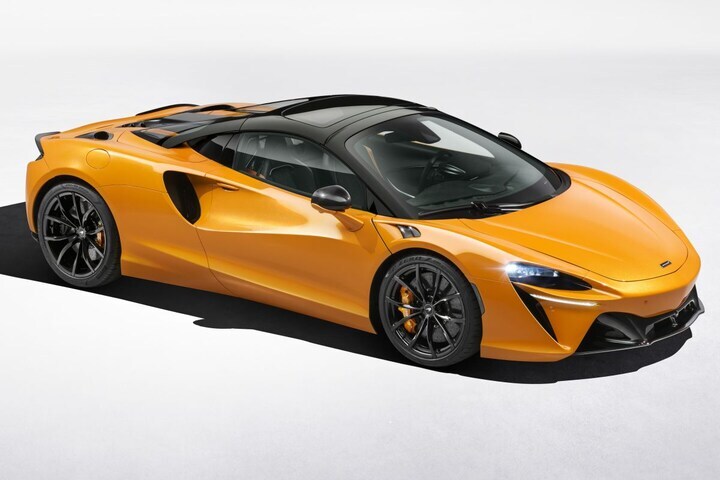McLaren Artura Spider