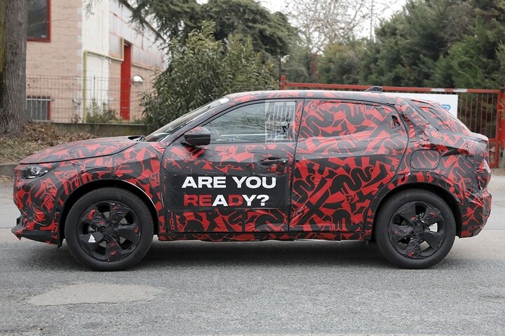 Spyshots Alfa Romeo Milano