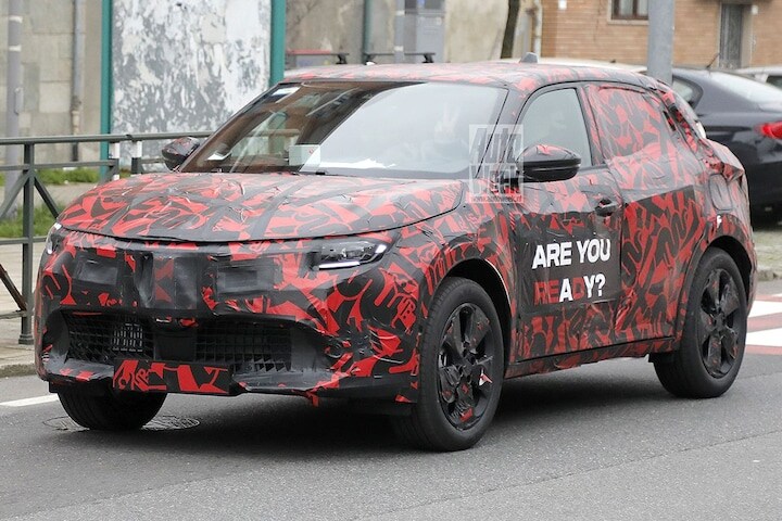 Spyshots Alfa Romeo Milano