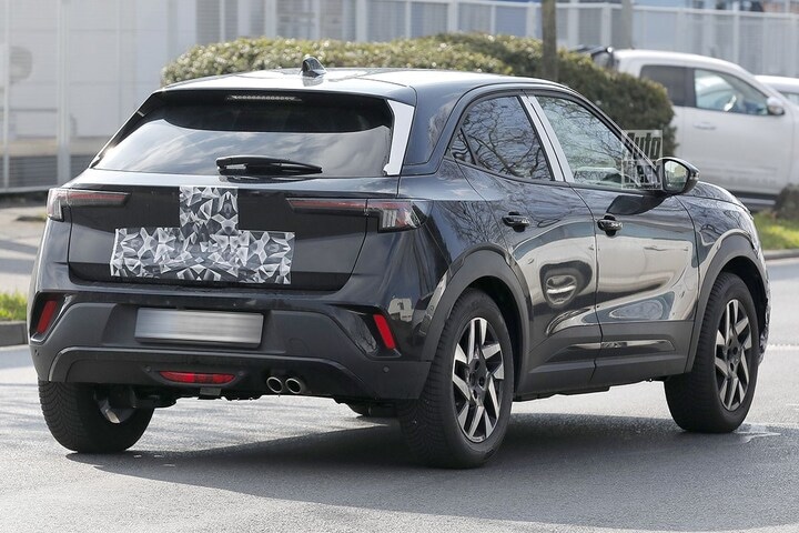 Spyshots Opel Mokka facelift